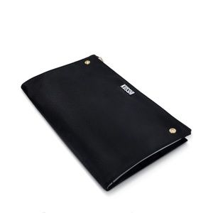 Kusshi Pocket Organizer NWT